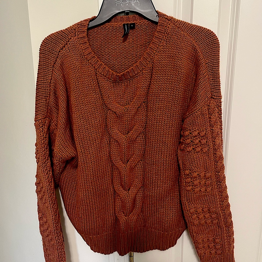 Women’s sweater